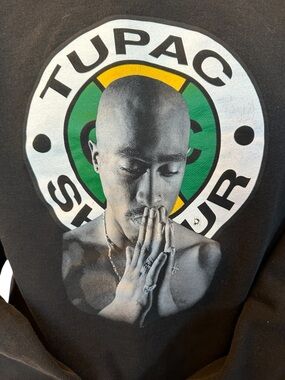 Black Tupac Graphic Sweatshirt Size Medium
